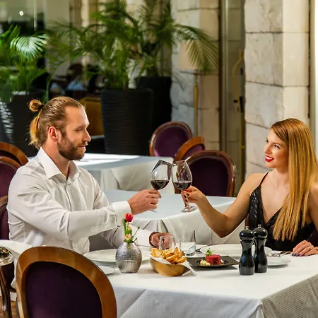 Готель Park 5*