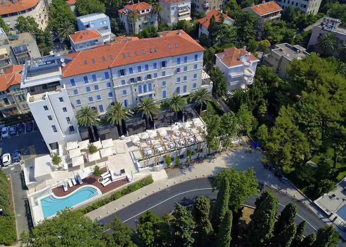 斯普利特公园酒店 5*