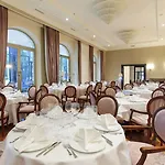 Park Hotel 5*